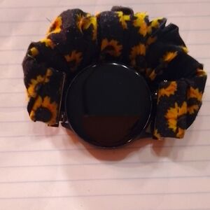 Samsung fit watch with stretchy sunflower band